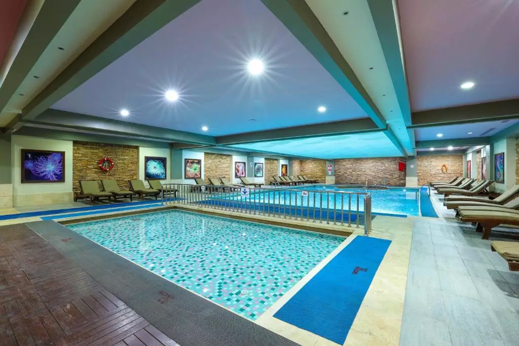 Crystal De Luxe Resort and Spa